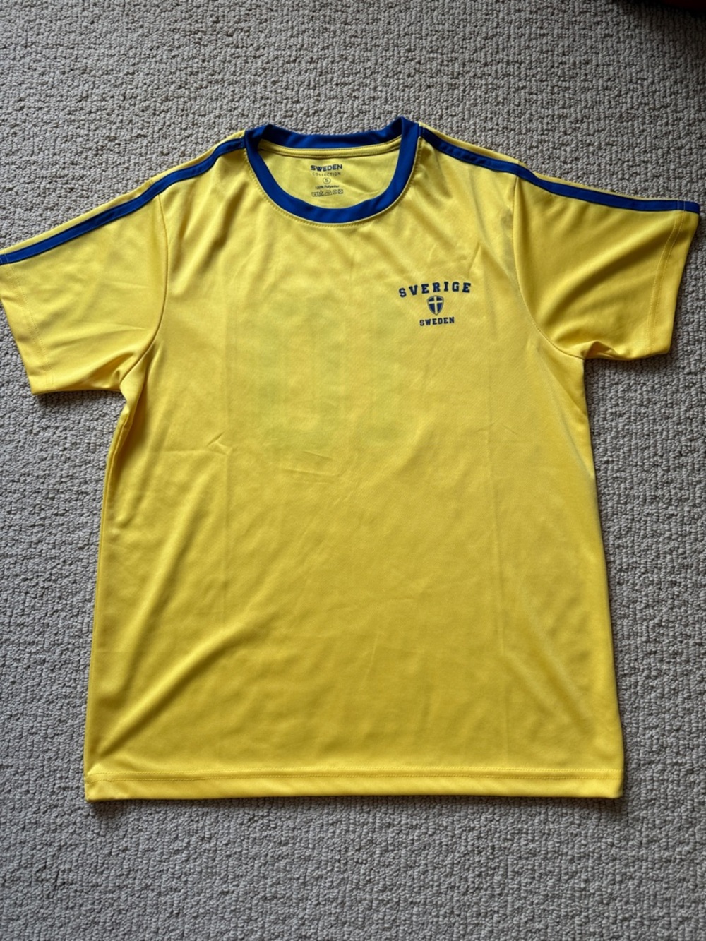 New Sverige Sweden Yellow Short Sleeve Athletic Tee with Blue Trim